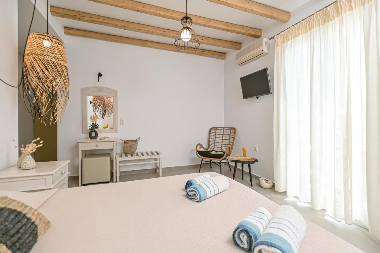 Hotel Naxos Blue Sky à Naxos City Extérieur photo